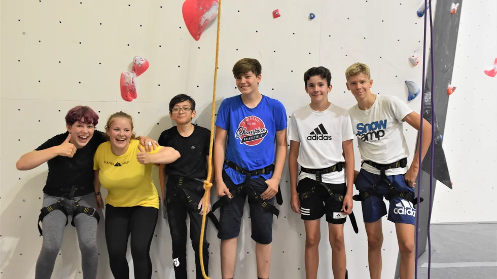 Thea Jacobsson, Felicia Frankki, Elan krischer, Erik Norman, Melwin Molander och Wilmer Heikkilä. 