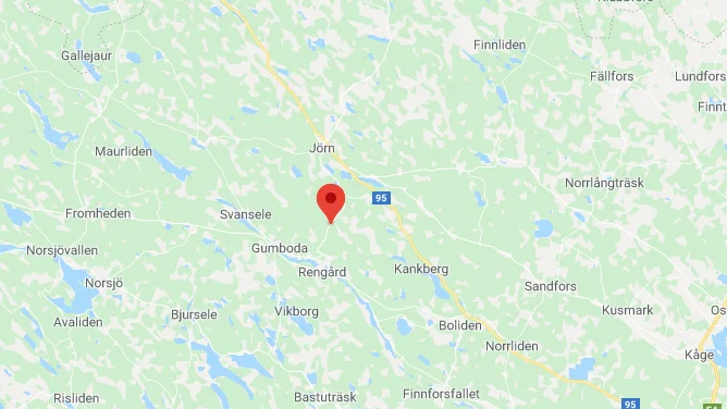 Larm om singelolycka utanför Jörn. 
