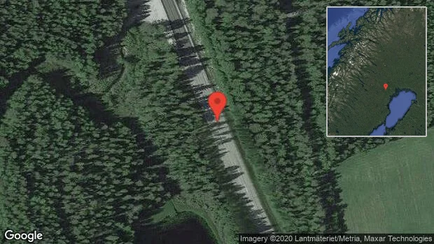 Stopp på väg 374 på grund av singelolycka med en personbil
