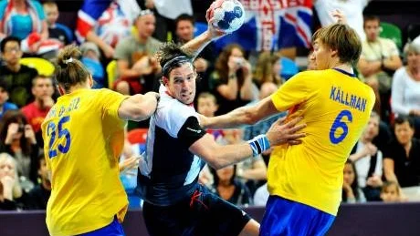 Trots två storförluster, 15-44 mot Franrike och 19-41 mot Sverige, vet hemmapublikens patriotism inga gränser i Copper Box. Foto: Tobias Röstlund/SCANPIX