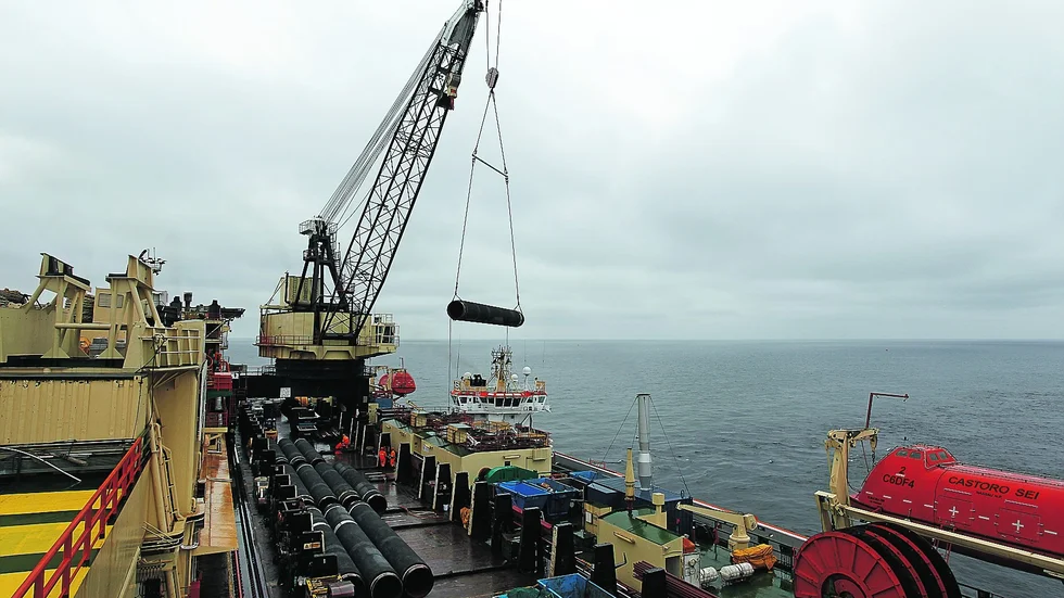 Nord Stream 1 började utgå från Slite i april 2010, rören lades i havet från Castoro Sei, en kolonnstabiliserad rörläggningspråm. Omkring två år senare var byggandet av gasledningen avslutat.