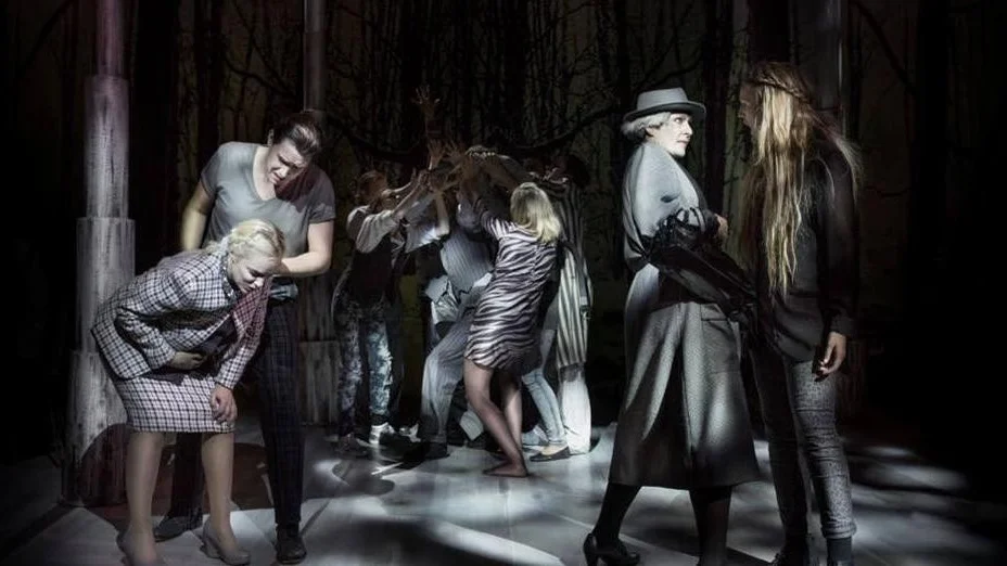 Johanna Rudström, Thomas Sepp, Monica Danielson och Hanna Wåhlin i "Jorun orm i öga".