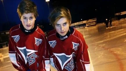 William Östlund och Johan Nilsson hoppas i helgen kunna föra IFK:s P16-lag till SM-final.