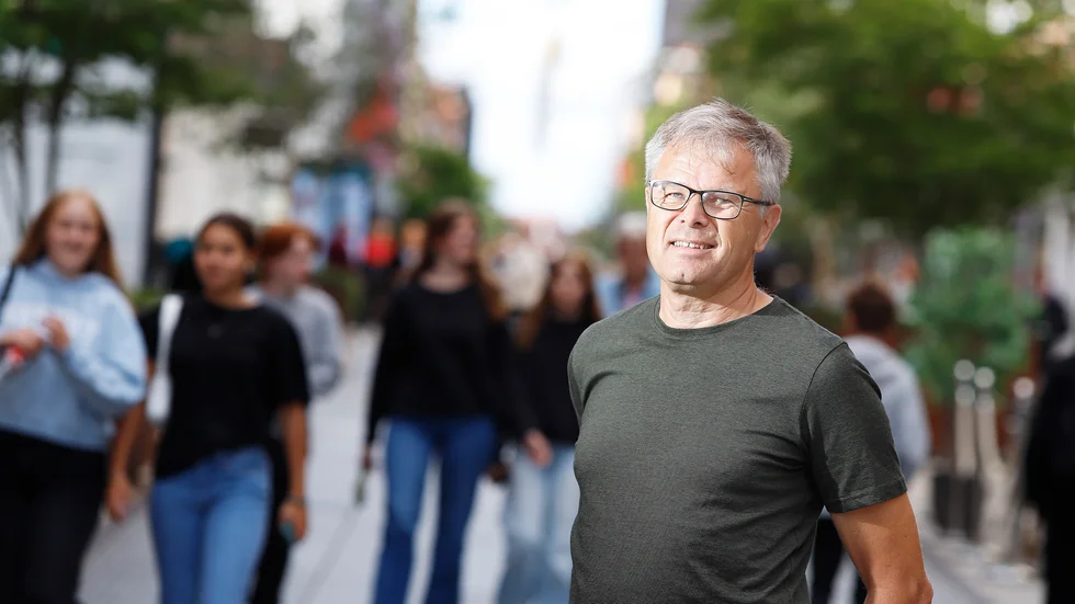 "Vi borde bygga våra samhällen för gemenskap, med bostäder, arbetsplatser, butik, äldreboende och gym i varje område, både i stan och på landsbygden", säger Anders Nordin (C) och vill se fler trygghetsboenden ute i småorterna. "Kommunen bör visa var framtidens boenden bör ligga, upprätta en plan och anvisa mark."