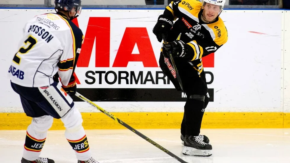 Utlånad. Till Tranås är Marcus Schelin i ytterligare en tid framöver. Något som tränare Komulainen är utvecklande både för Schelin och de övriga spelarna i Maif.