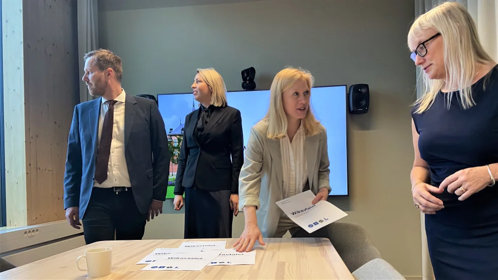 Alliansens styre i regionen kan vara hotat. Från vänster Björn-Owe Björk (KD), Emilie Orring (M), Unn Harsem (C) och Malin Sjöberg Högrell (L).