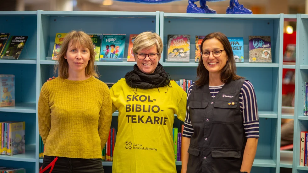 Janette Wigh, skolbibliotekssamordnare, Anna-Karin Sjökvist, bibliotekschef och Anne Helminen, skolbibliotekarie.