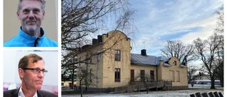 Lägger skolplaner i Västervik på is