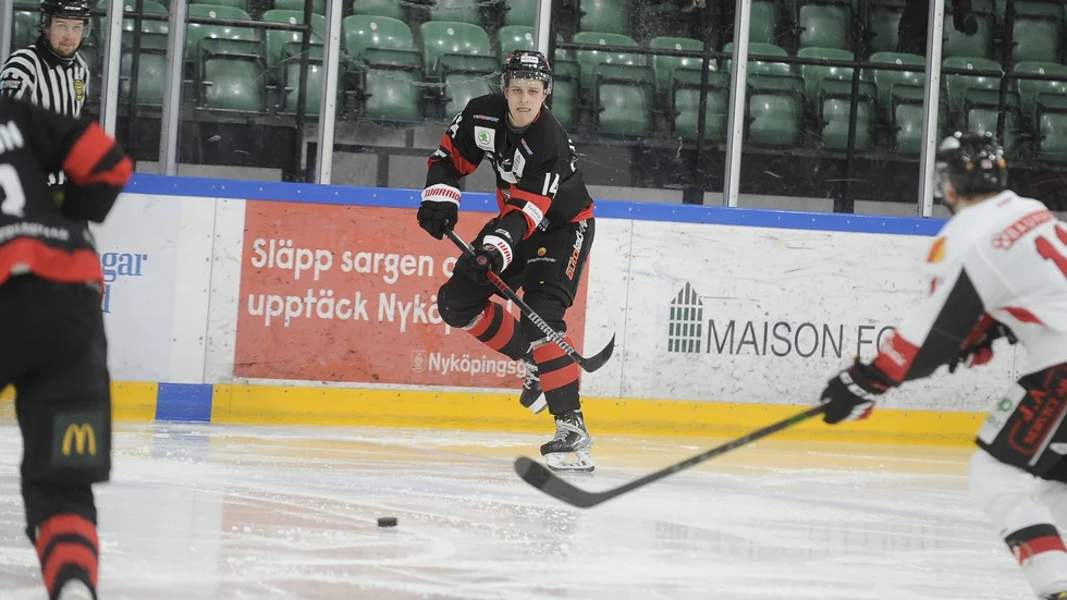 Emil Andersson lämnar NSK för spel i västra hockeyettan.