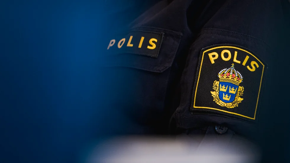 Polisen döms till villkorlig dom och samhällstjänst i 50 timmar. Arkivbild.