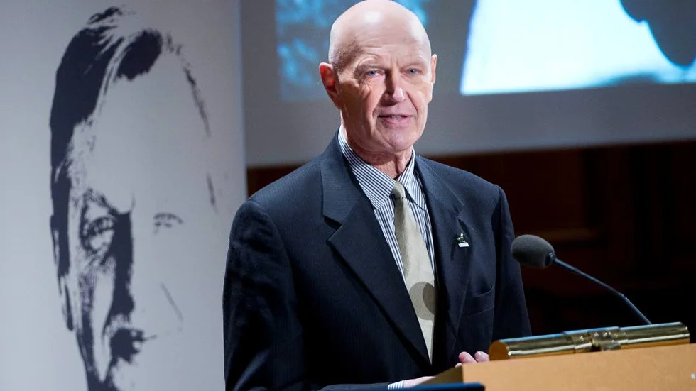 NY BOK. Pierre Schori skildrar svensk utrikespolitik.