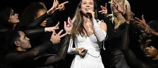 Kiana tävlar mot idolen Loreen: "Starstruck"