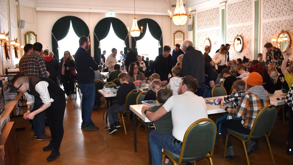 Helgens legoevent var mycket uppskattat av både barn och äldre. Tack vare sponsorer som bidrog med lokal och täckte upp för andra kostnader kunde det genomföras.