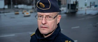 Svensk polis höll tyst minut efter Löfvings död