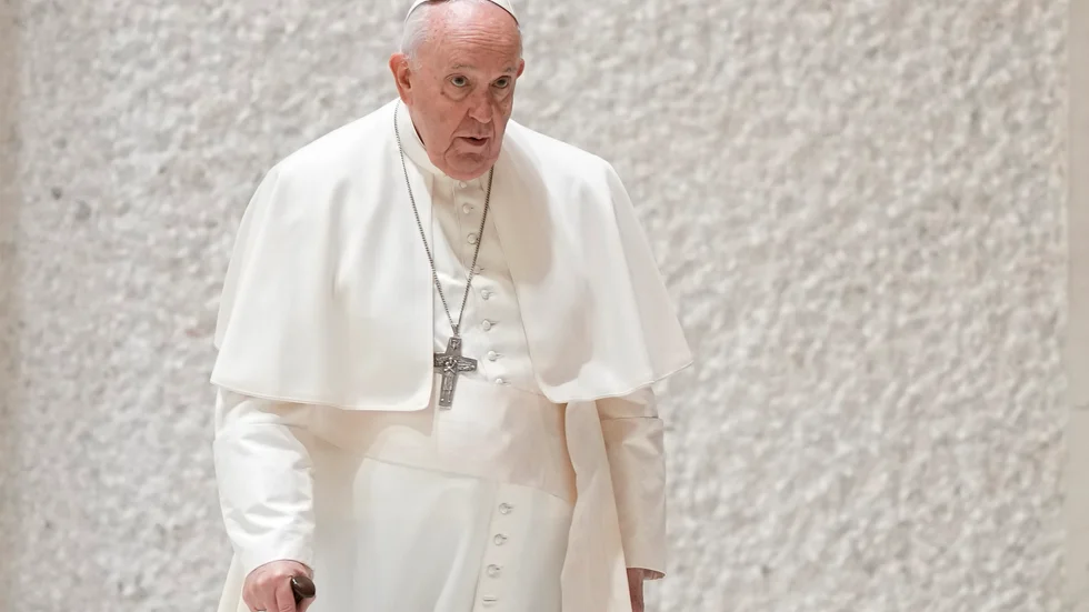 Påve Franciskus har sett till att kardinaler inte längre kommer att få ha gratis lägenheter. Arkivbild.