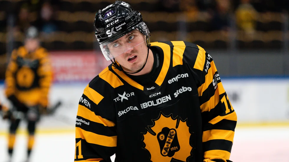 Max Lindholm.