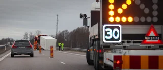 Lastbil tappade sitt skåp på E4