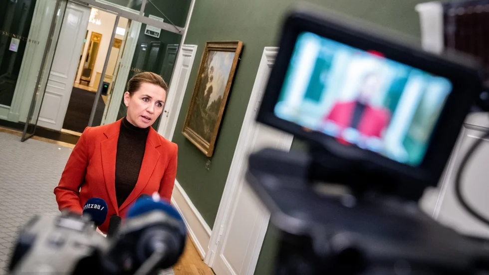 Mette Frederiksen ger uppdateringar om läget i regeringsförhandlingarna, här på en bild från slutet av november.