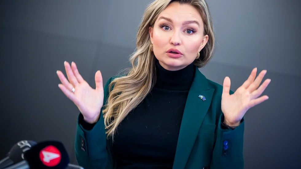 Sveriges Näringsminister Ebba Busch (Kd) säger nej till statlig räddning av Northvolt, men antyder att EU kanske borde göra något.