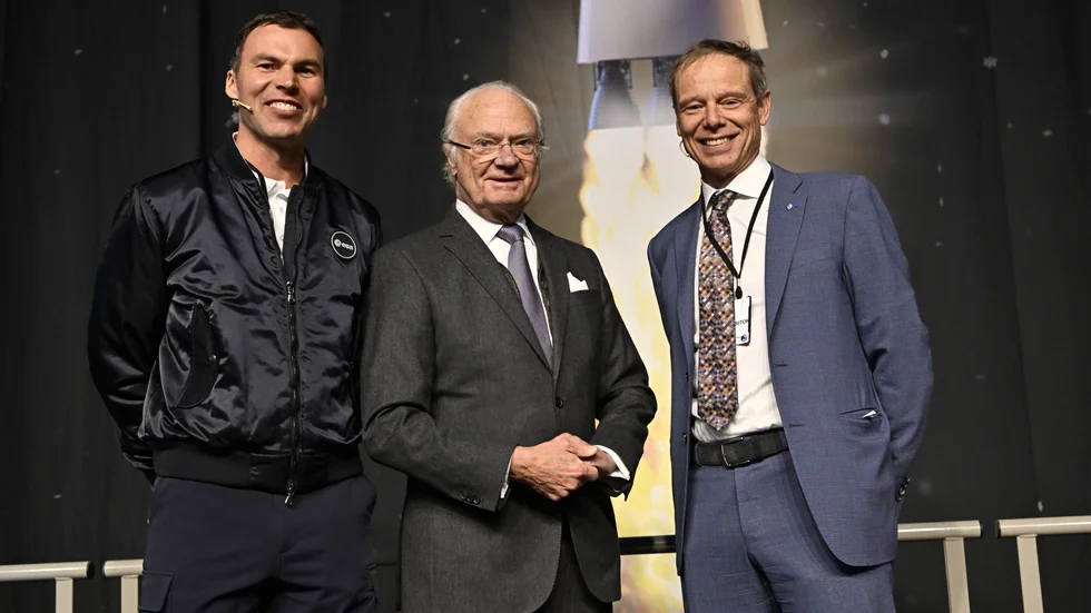 ESA-astronauten Marcus Wandt, Kung Carl Gustaf och Christer Fuglesang vid invigningen av Esranges nya ramp för satellituppskjutning, Spaceport Esrange utanför Kiruna.
