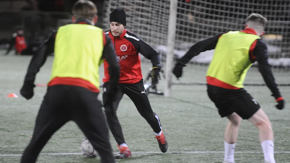 Alexander Alp var vass för bissarna i mötet mot division 1-laget Motala AIF.