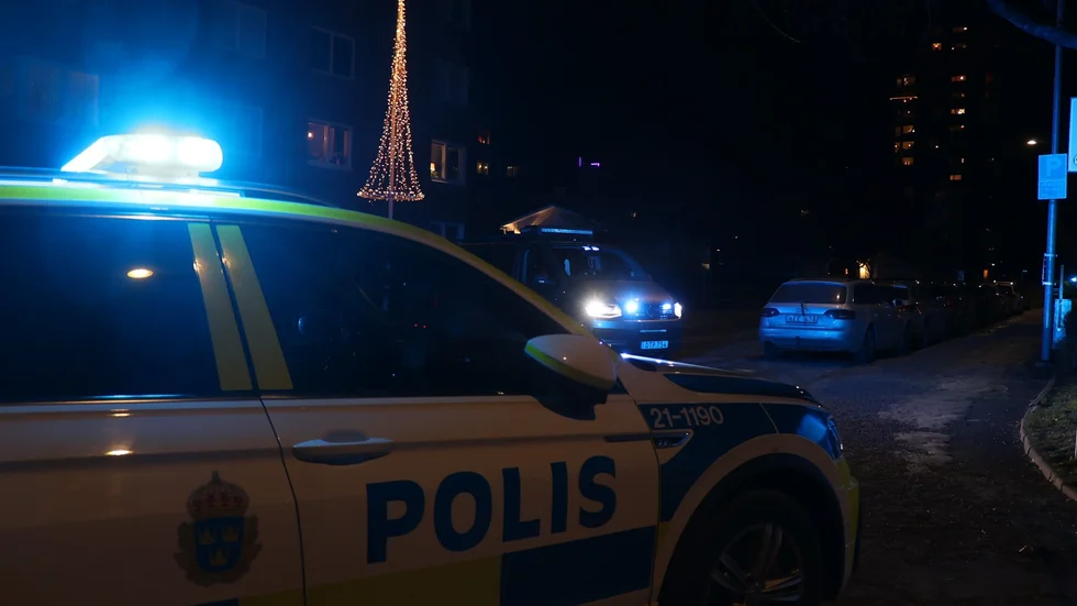 Polisen larmades vid 19.30-tiden på torsdagen.