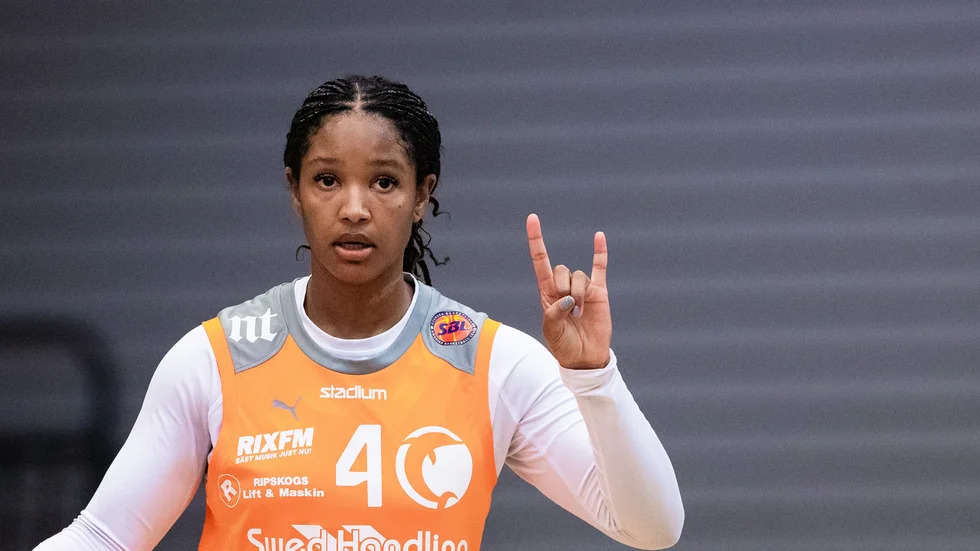 Stella Johnson var svårstoppad - men det räckte inte i toppmötet mot Uppsala. 
