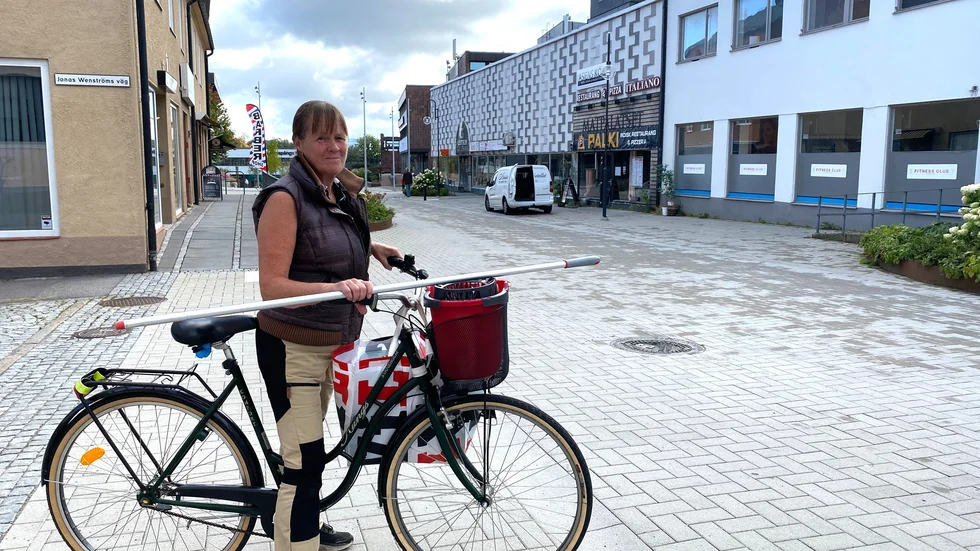 Finspångsbon Pia Kouva, som bott i centrum i många år, tycker det som hänt är obehagligt.