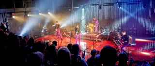 Uppsala stadsteater skramlade pengar – med rockkonsert