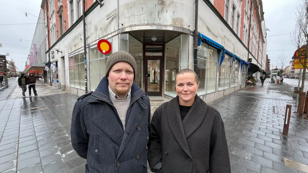 Jonas Jillerholm, kontorschef och Amanda Nordström, säljare Consid. Den 1 november flyttar it-företaget in i Hedbergs dams gamla lokal. 