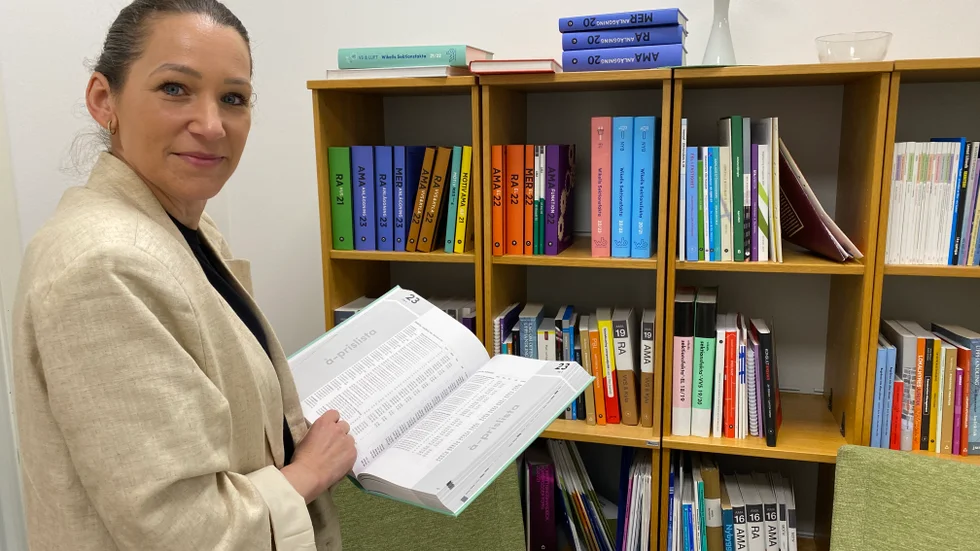 Samhällsbyggnadsförvaltningen har idag 158 ramavtal och 40 andra avtal med ett stort antal entreprenörer. Biträdande fastighetschefen Anna Lindin har inte tidigare varit med om att hennes avdelning avbrutit ett ramavtal i förtid.