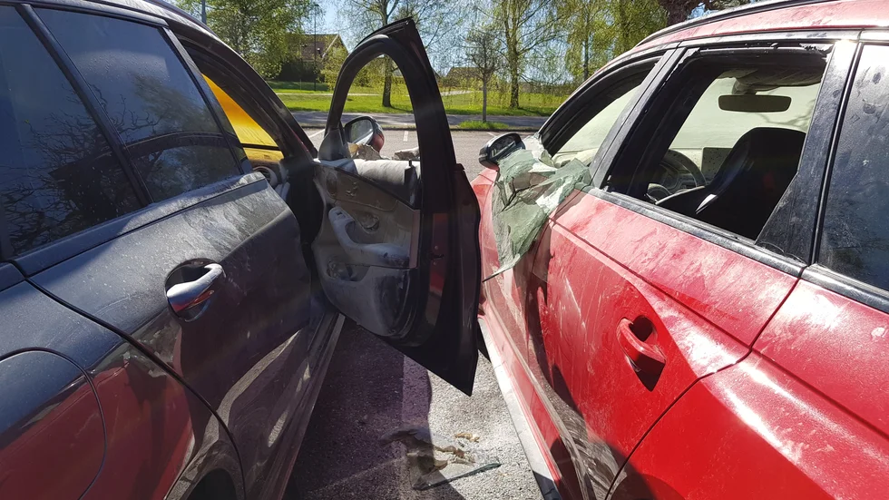 Dagen efter branden. Polisen misstänker brott bakom händelsen.