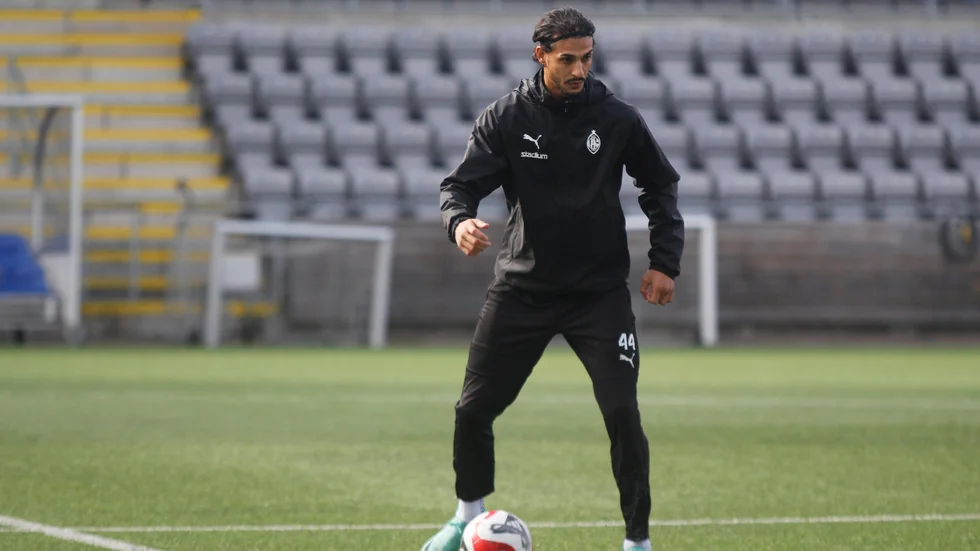 "Ett tag använde de faktiskt mer tilltalsnamnet Zlatan än mitt vanliga namn", säger AFC:s anfallare Selwan Al Jaberi.