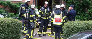 En person till sjukhus efter brand i lägenhet i Nyköping