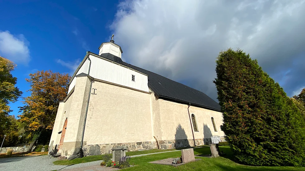 Svinnegarns kyrka är en av många stenkyrkor i Enköpingstrakten.