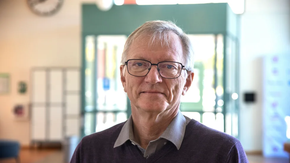 Åke Bergman, seniorprofessor vid institutionen för naturvetenskap och teknik vid Örebro universitet. 
