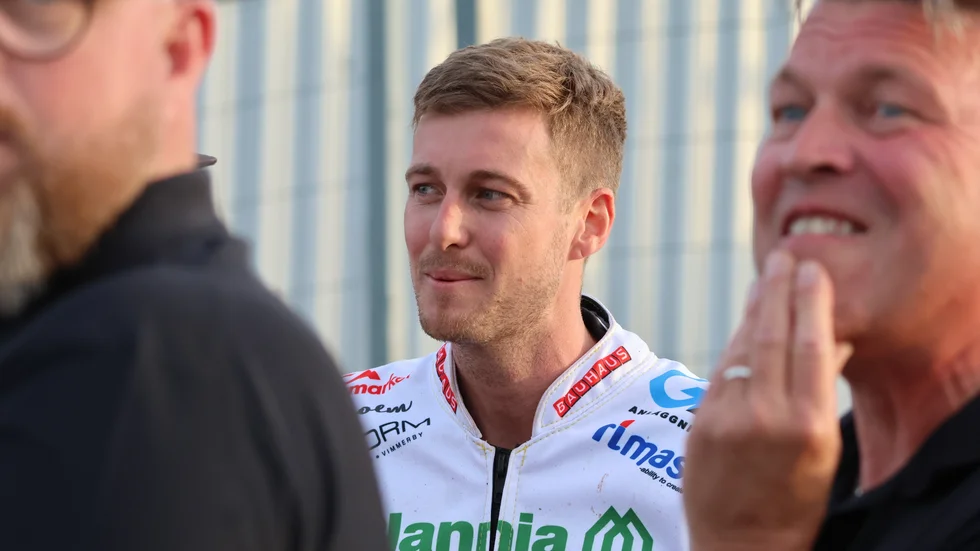 Ryan Douglas är tillbaka i Dackarnas lag och kan bli tungan på vågen för Mikael Teurnbergs manskap i tisdagens SM-finalretur mot Lejonen i Gislaved.