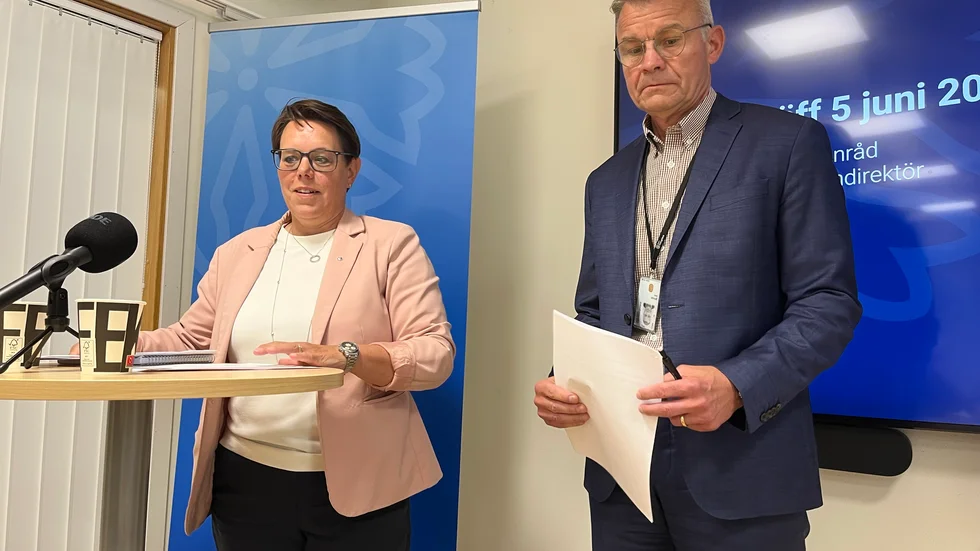 Regionstyrelsens ordförande Marie Morell (M) och regiondirektör Mikael Borin.