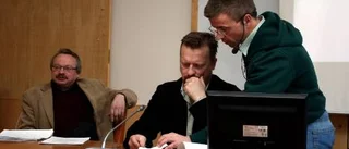 Svångremmen dras åt
