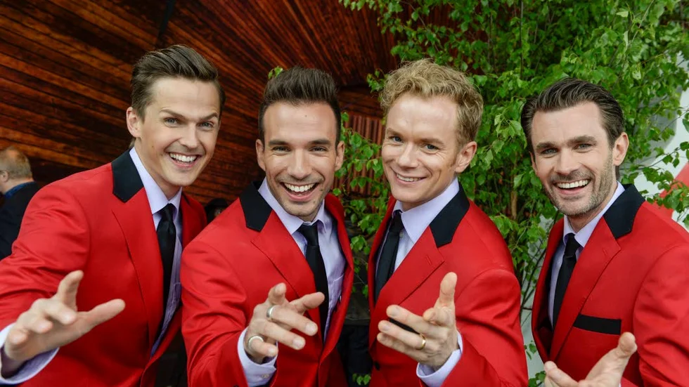 David Lindgren och de tre Norrköpingsartisterna Bruno Mitsogiannis, Peter Johansson, och Robert Rydberg spelar i musikalen ”Jersey Boys”.