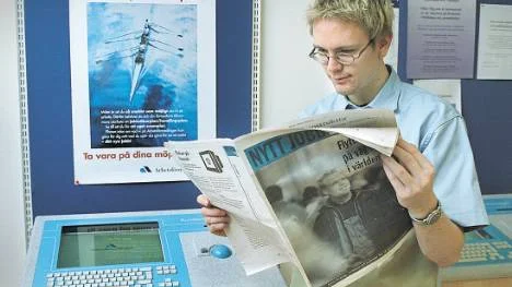 I mars 2010 gick 26 procent av ungdomarna i Sverige öppet arbetslösa, enligt Eurostat. Det betyder att Sverige tillhör de EU-länder som har absolut högst ungdomsarbetslöshet.