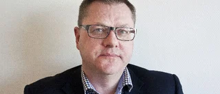 Han vill se mer hemliga medel mot gängen