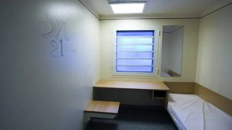 Den 37-åriga mannen dog under oklara omständigheter i arresten i Luleå. Nu misstänks en polisman ha vållats mannens död. <_Bildtext Fotobyline>FOTO: Pär Bäckström</_Bildtext Fotobyline>