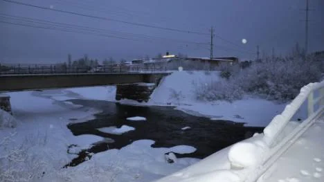 Vassaraälven i december. Projekt miljöåterställning av Vassara- och Linaälvar klubbades i går på service- och tekniknämndens möte.