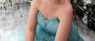 Amanda Hellberg bjuder på skräck med mysfaktor