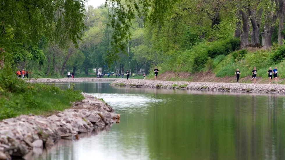 En knivskärning skedde i nära anslutning till Göta kanal under torsdagseftermiddagen.