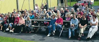 Fest för ny skolgård