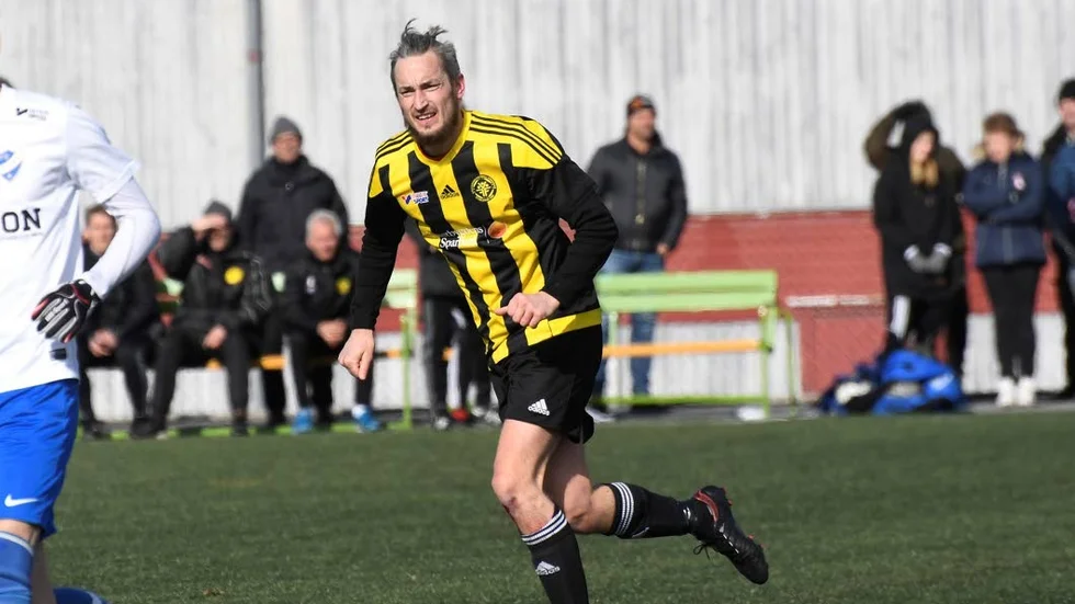 Tvåmålsskytt. Johan Lundin gjorde två av målen när VFF slog Gullringen.