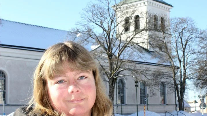 Kyrkoherde Eva-Lena Karlsson har sagt upp sig från sin tjänst i Vimmerby pastorat.