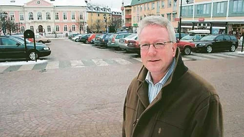 Vimmerbys kommunalråd Leif Larsson har all anledning att vara nöjd. Befolkningen ökar nämligen i kommunen.